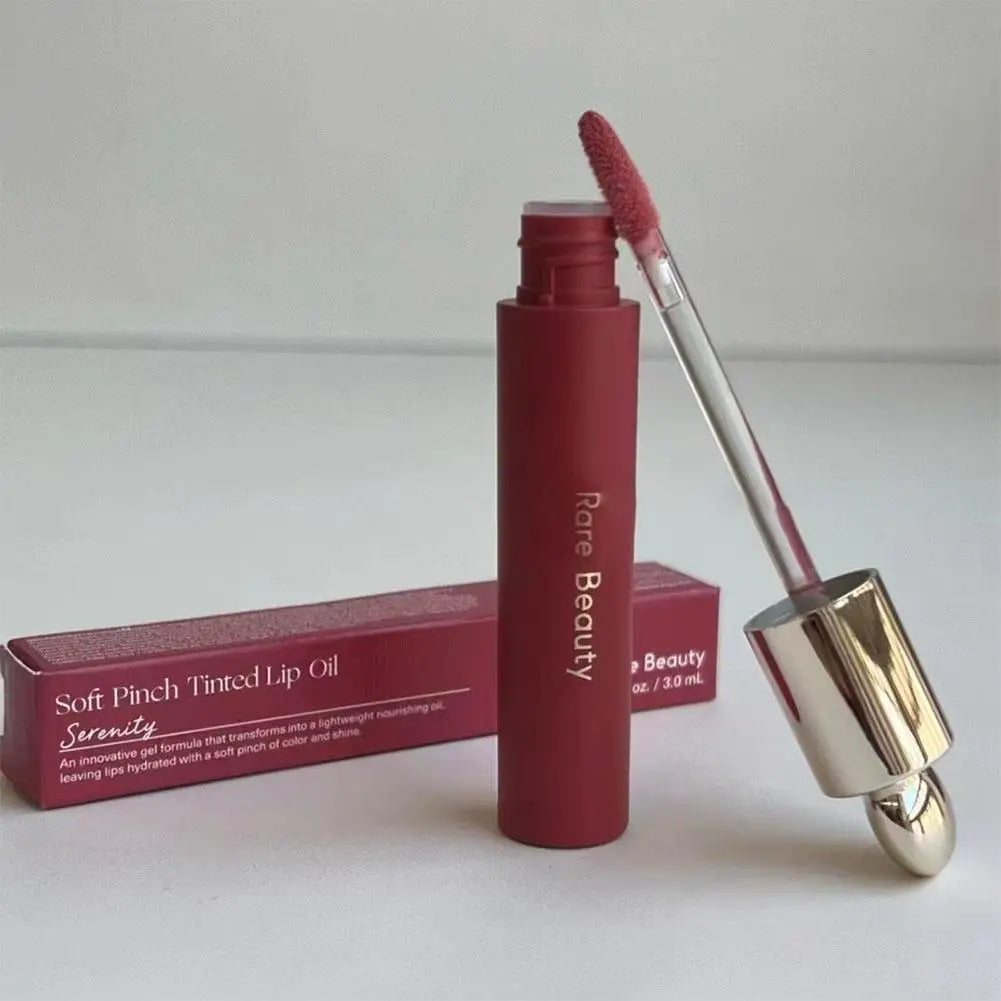 Radiant Red Moisturizing Lip Glaze